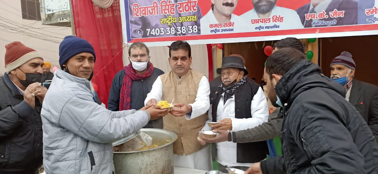 61cab307-0d81-4f5b-b0ac-6008c80e9c9e