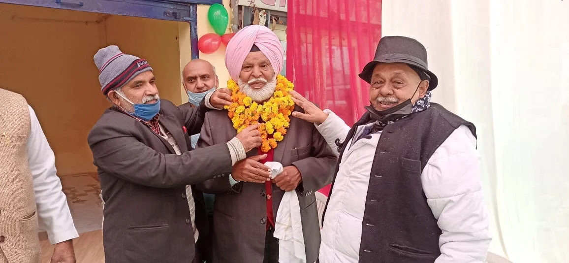 23702abc-80c6-4cb5-9dde-fc2d8b54532c